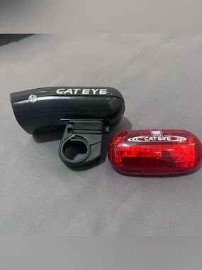 CatEye Front and Rear Bike Lights in Black and Red HL-300 Works Cycling Bundle